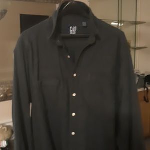 Gap long sleeve shirt